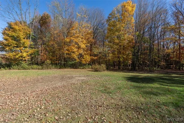 $385,000 | 9189 Burlingham Road, Holland, NY 14080