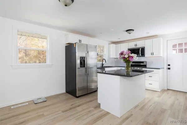 $385,000 | 9189 Burlingham Road, Holland, NY 14080