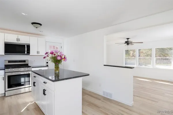 $385,000 | 9189 Burlingham Road, Holland, NY 14080