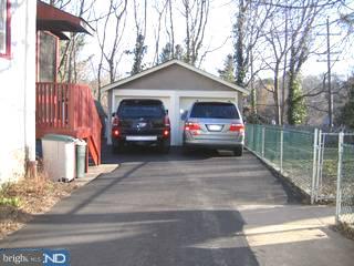 361 Oak Road Glenside, PA 19038 - Photo 5 of 5 Gallery Image 5