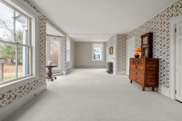 $425,000 | 52 School Street, Haverhill, NH 03765