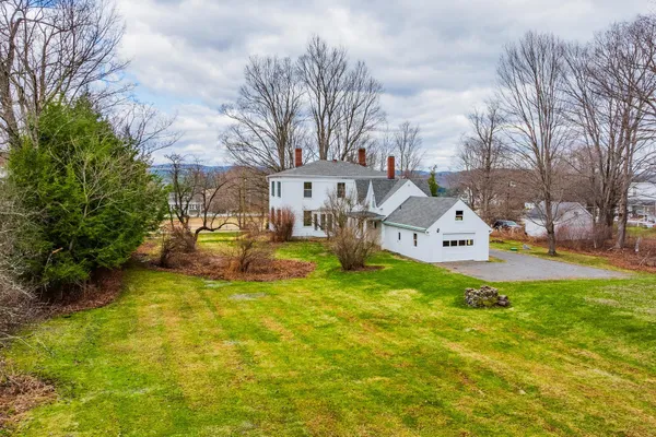 $425,000 | 52 School Street, Haverhill, NH 03765