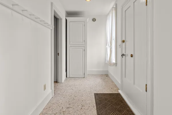 $425,000 | 52 School Street, Haverhill, NH 03765