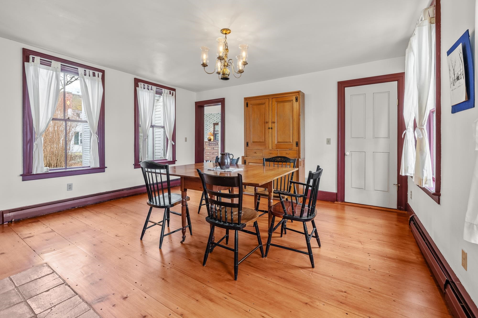 52 School Street Haverhill, NH 03765 - Photo 7 of 46
