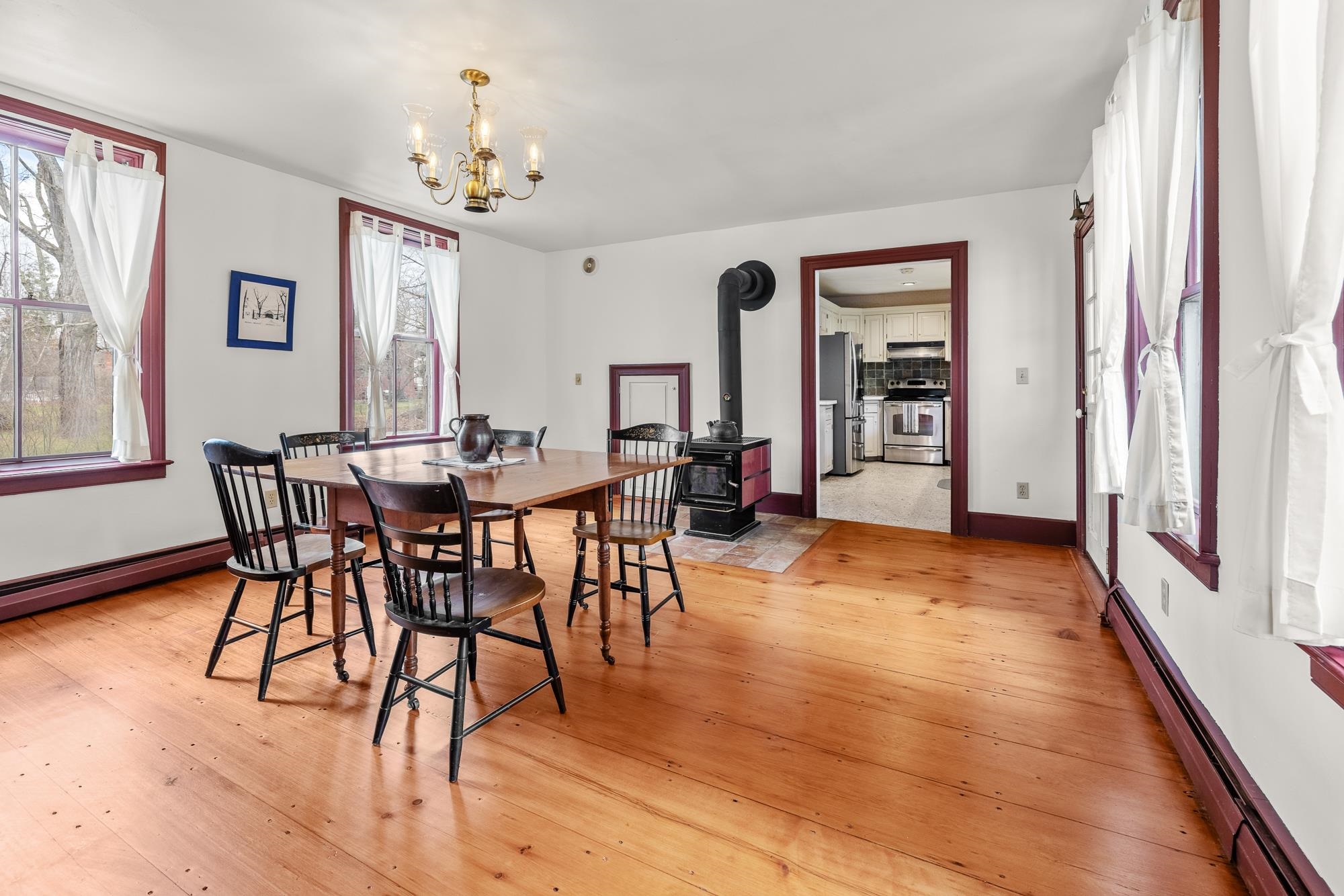 52 School Street Haverhill, NH 03765 - Photo 8 of 46