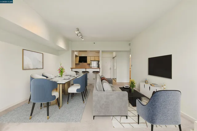 $380,000 | 6363 Christie Avenue, Unit 514, Emeryville, CA 94608