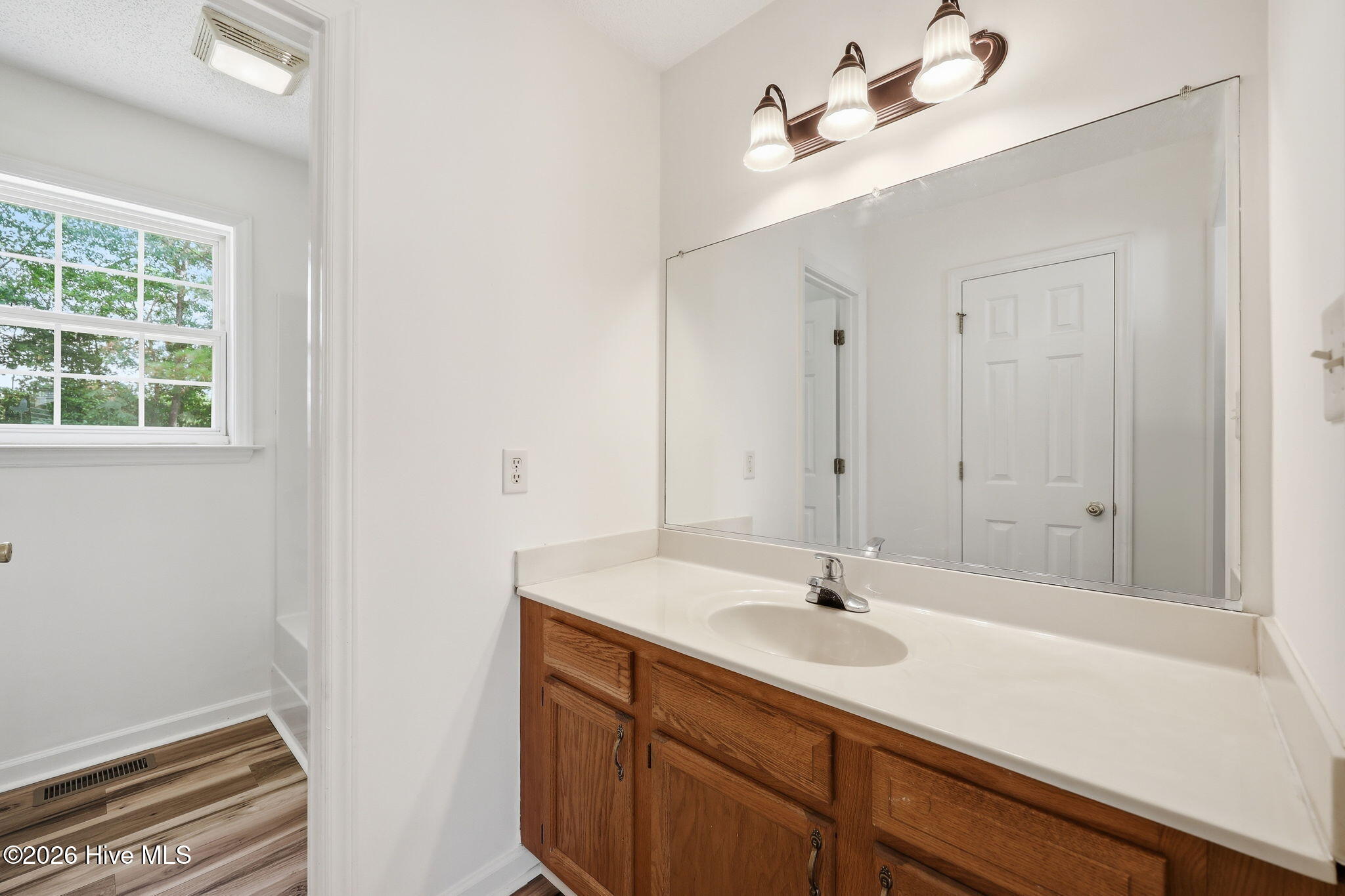 1402 Lockwood Road Kinston, NC 28501 - Photo 22 of 37