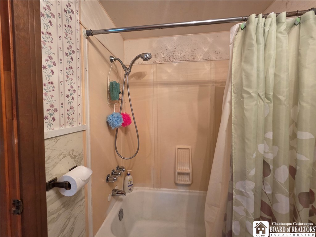 12206 Hanover Road Hanover, NY 14136 - Photo 21 of 26