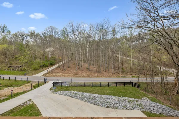 $679,900 | 805 Weeping Willow Road, Hendersonville, TN 37075
