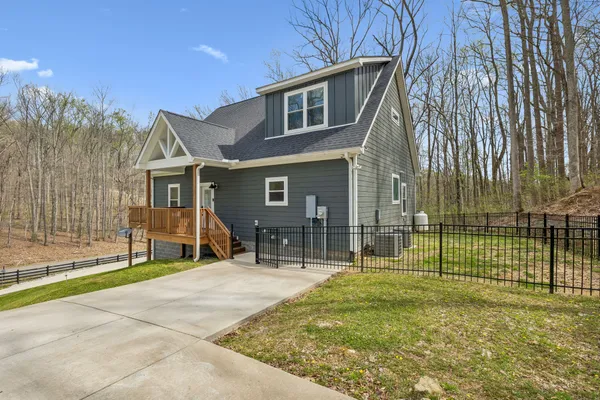 $679,900 | 805 Weeping Willow Road, Hendersonville, TN 37075