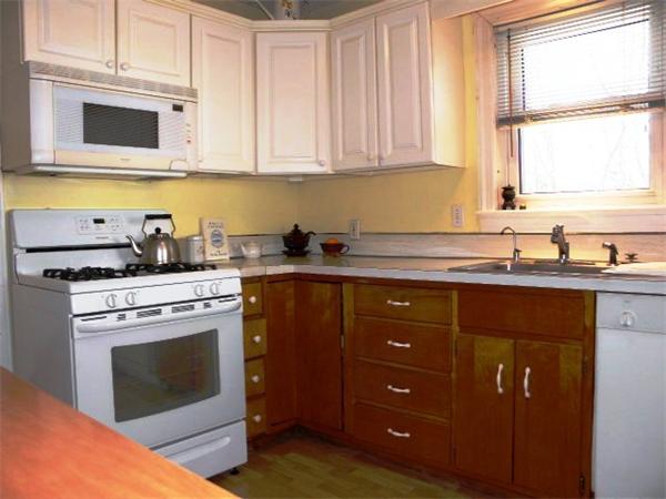17 Hardy Pond Road Waltham, MA 02451 - Photo 5 of 23