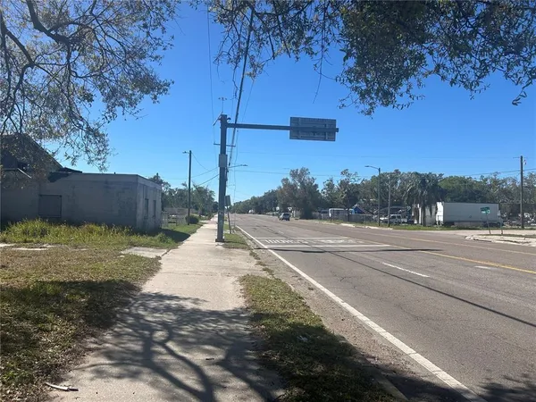 $200,000 | 7707 Gibsonton Drive, Gibsonton, FL 33534