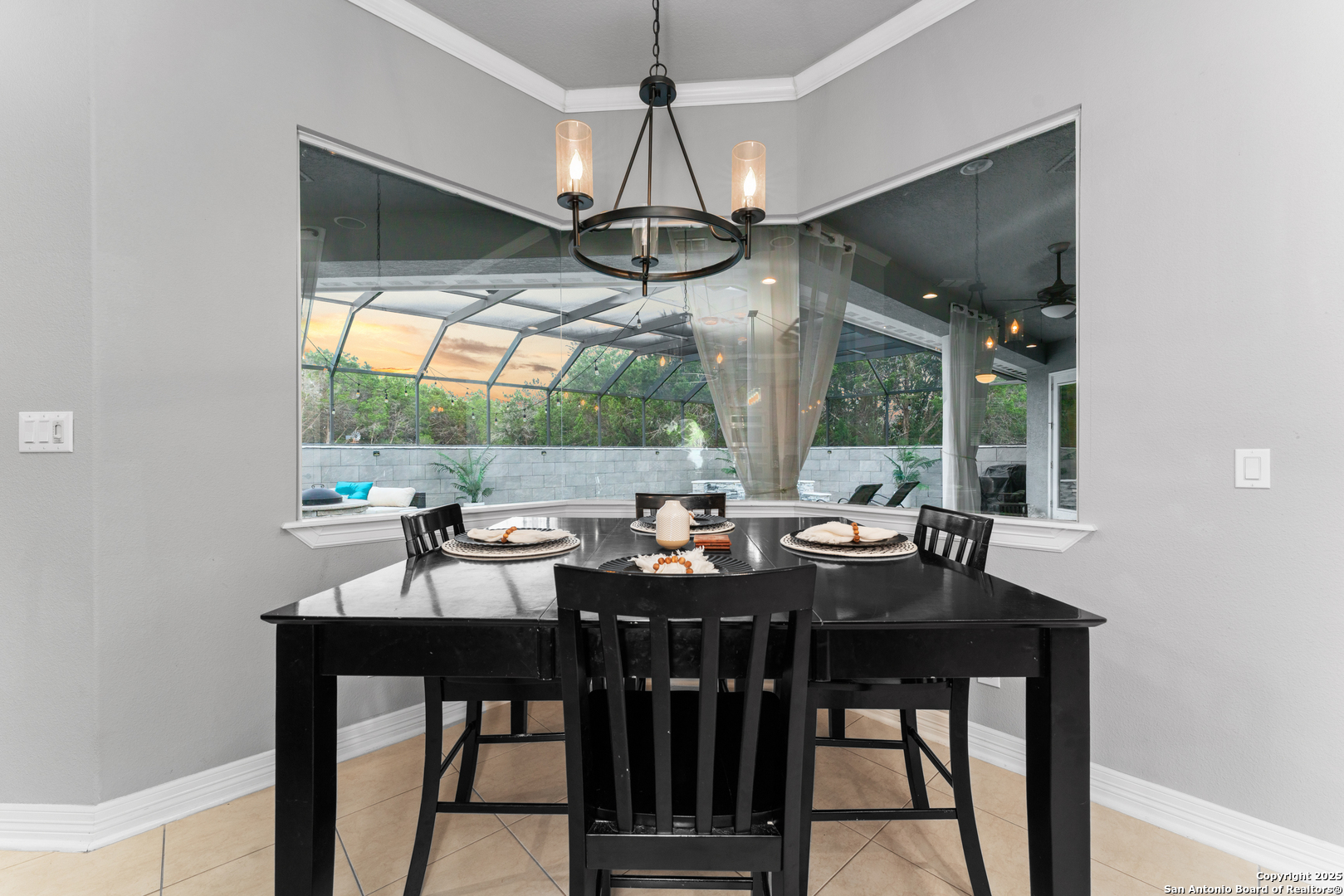 27906 Bogen Road New Braunfels, TX 78132 - Photo 27 of 49 a table and chairs in a room