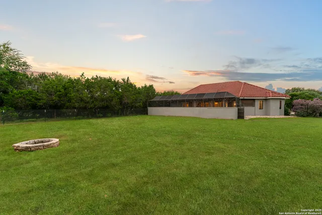$975,000 | 27906 Bogen Road, New Braunfels, TX 78132