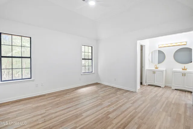 $325,000 | 132 Keestone Drive, Senatobia, MS 38668