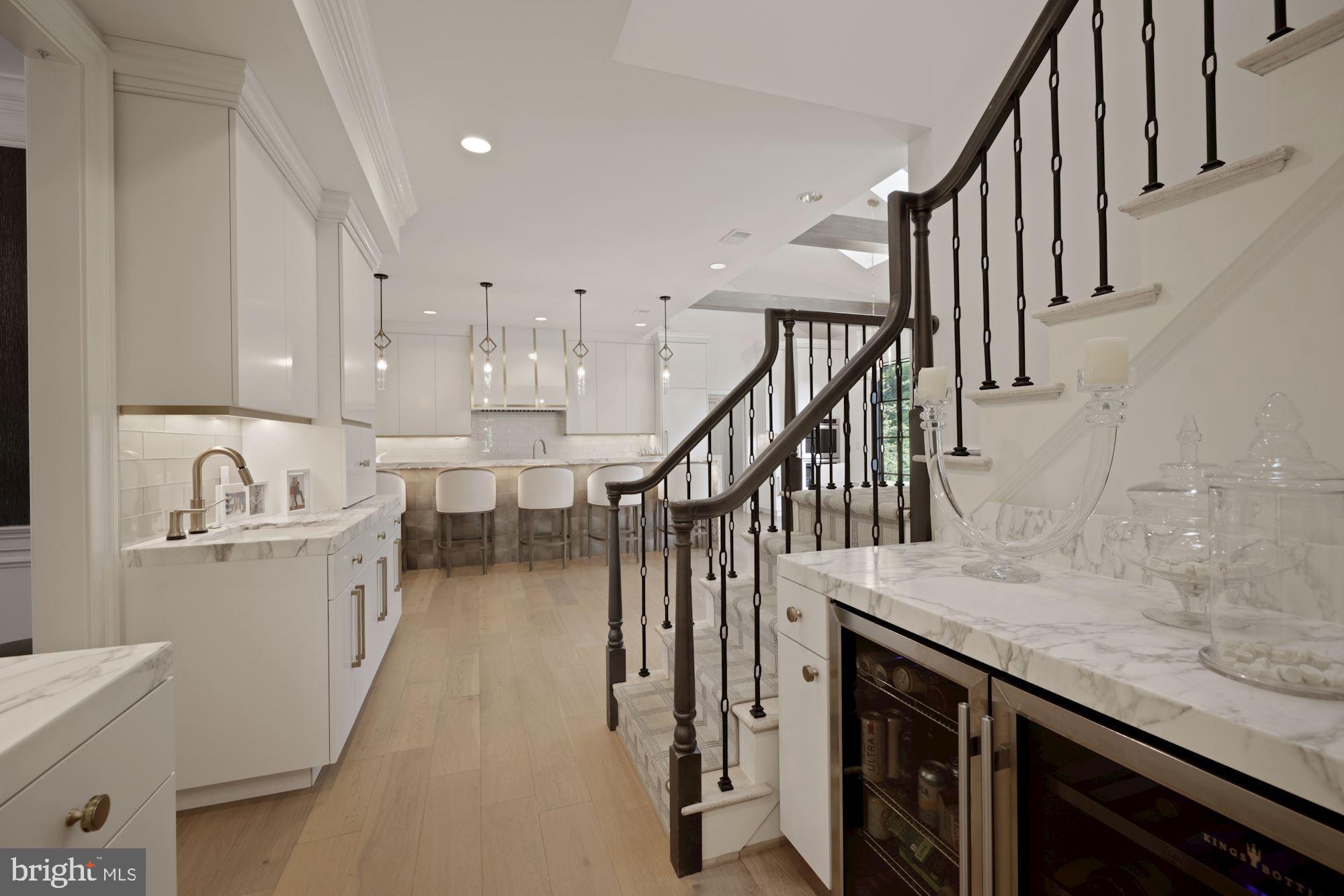 1098 Mill Ridge McLean, VA 22102 - Photo 19 of 62 Wine | Beverage Center