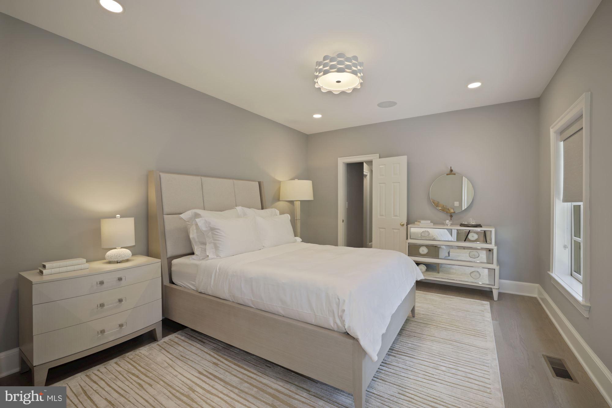 1098 Mill Ridge McLean, VA 22102 - Photo 38 of 62 Bedroom