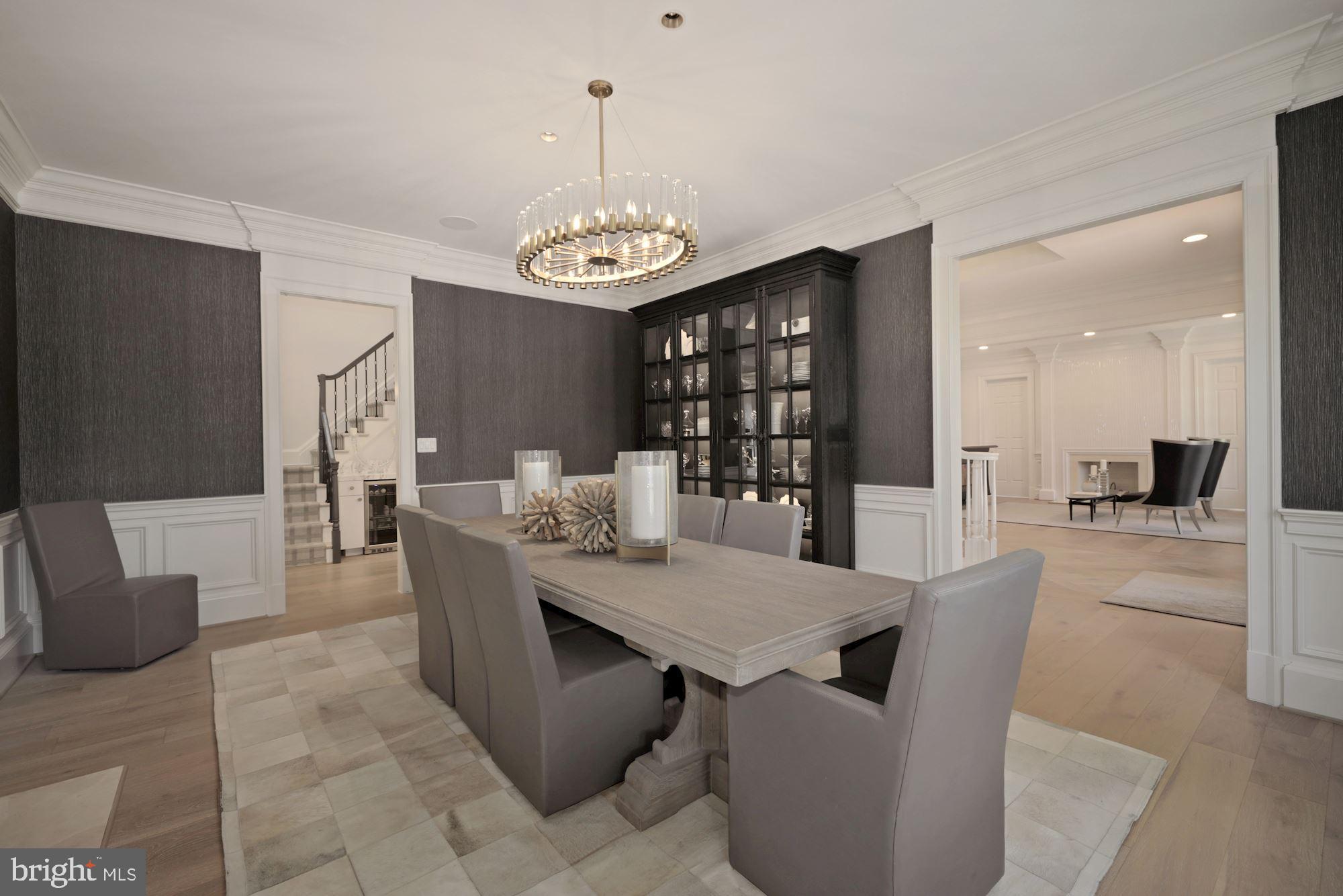 1098 Mill Ridge McLean, VA 22102 - Photo 6 of 62 Dining Room