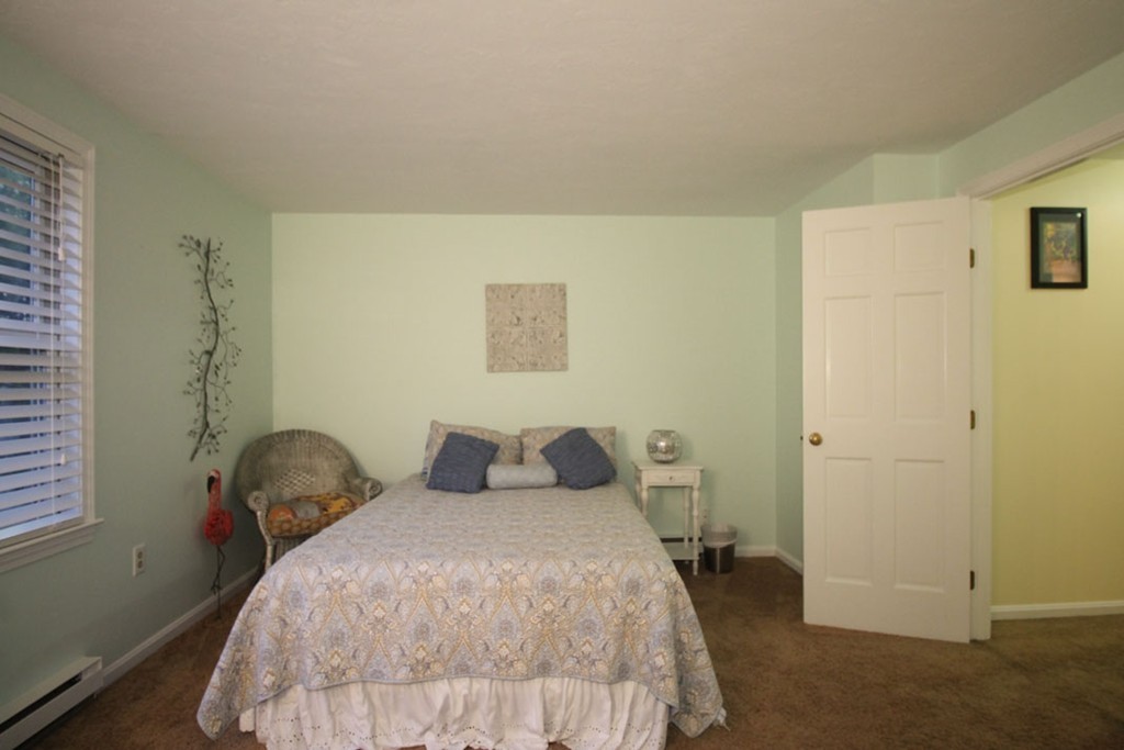 967 Patriots Road, Unit 1 Templeton, MA 01468 - Photo 14 of 27