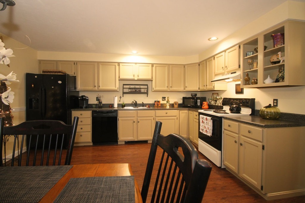 967 Patriots Road, Unit 1 Templeton, MA 01468 - Photo 2 of 27