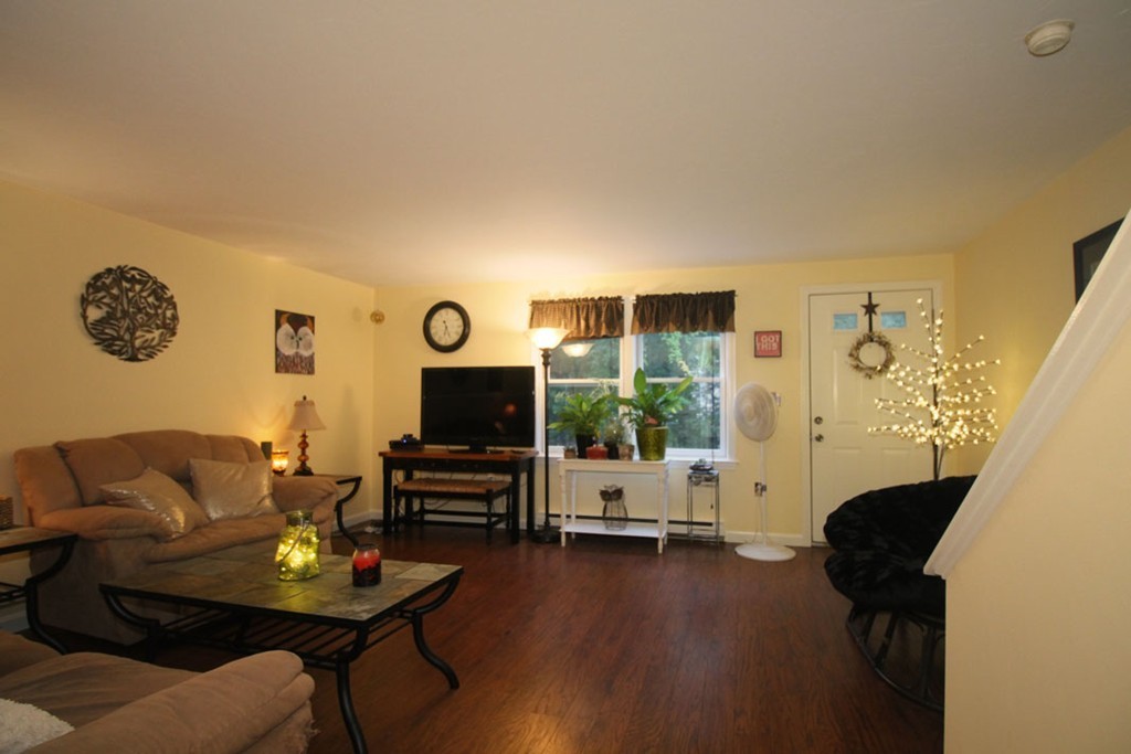 967 Patriots Road, Unit 1 Templeton, MA 01468 - Photo 5 of 27