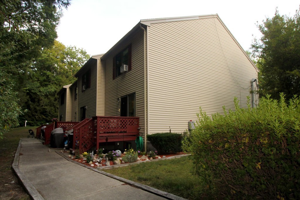 967 Patriots Road, Unit 1 Templeton, MA 01468 - Photo 7 of 27