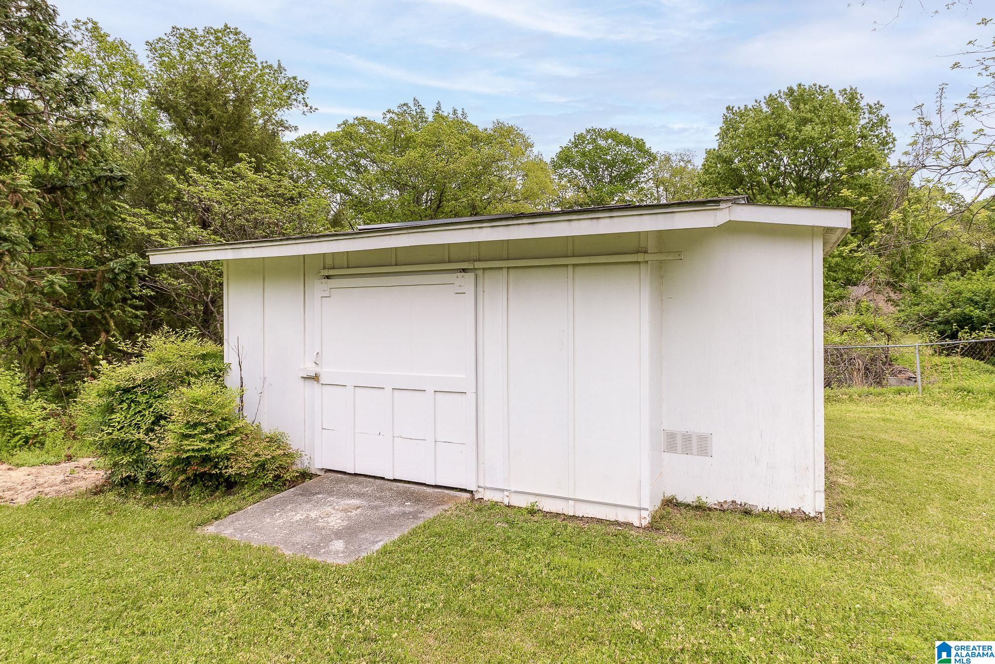 704 Pinecrest Road Southeast Huntsville, AL 35802 - Photo 36 of 37