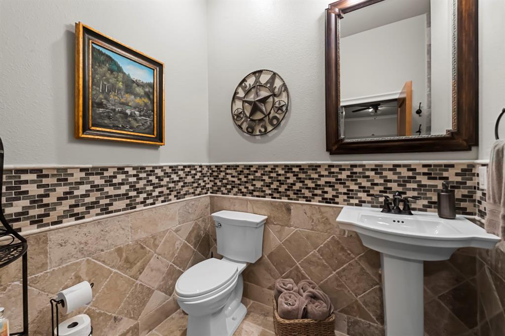 1025 Pecan Ridge Graford, TX 76449 - Photo 36 of 40 Guest quarter bath