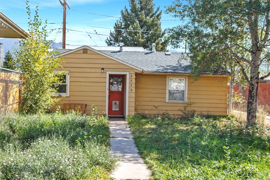 2032 Adams Avenue Butte, MT 59701 - Photo 1 of 1 Gallery Image 1