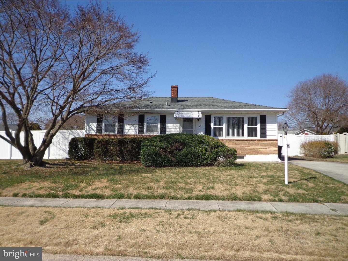 206 Bluefield Road Newark, DE 19713 - Photo 1 of 17 Exterior Front