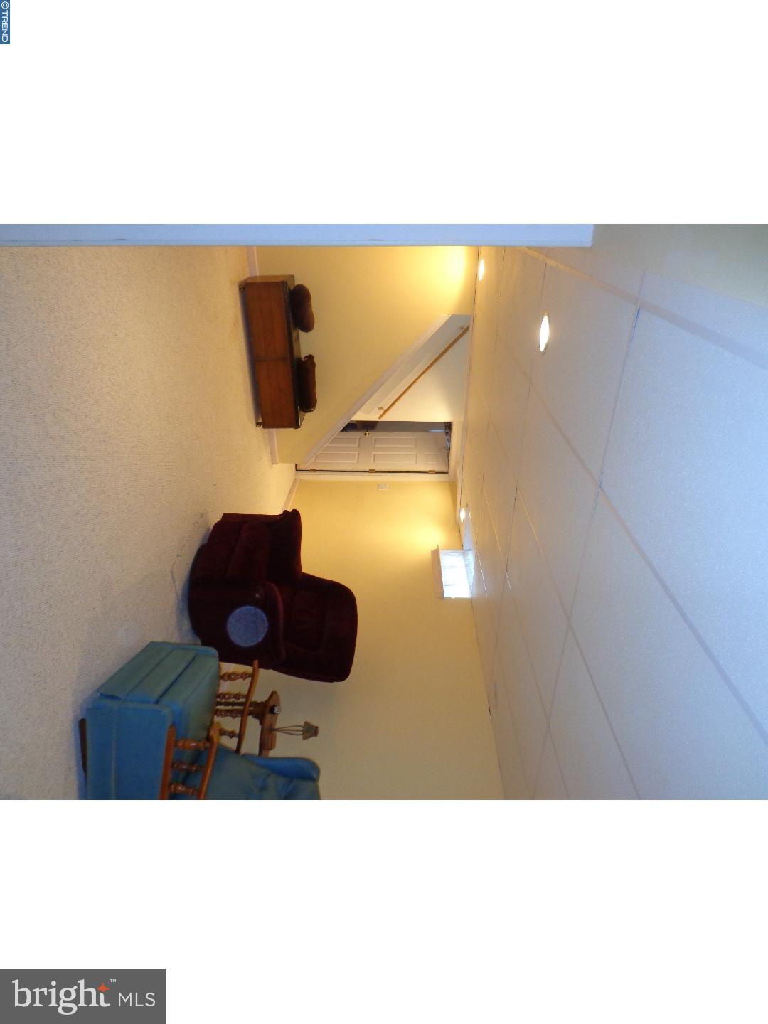 206 Bluefield Road Newark, DE 19713 - Photo 14 of 17 Family Room