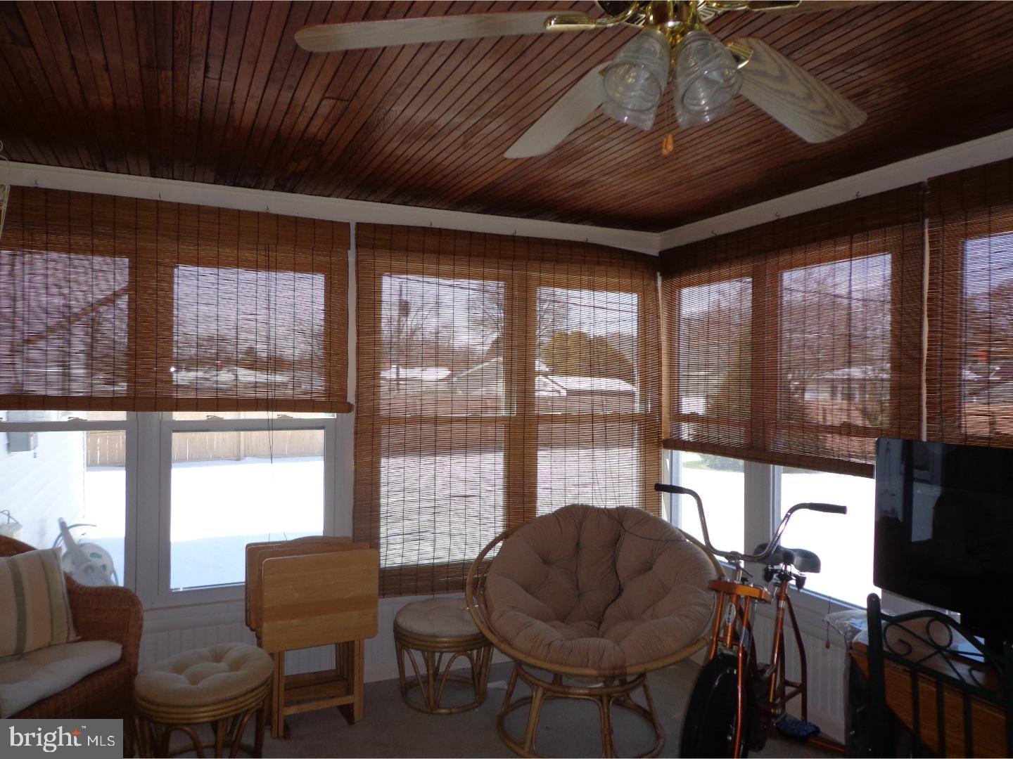 206 Bluefield Road Newark, DE 19713 - Photo 15 of 17 Porch