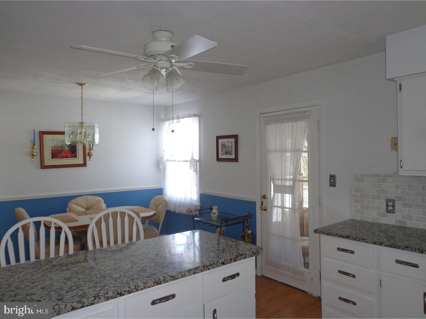 206 Bluefield Road Newark, DE 19713 - Photo 7 of 17 Kitchen