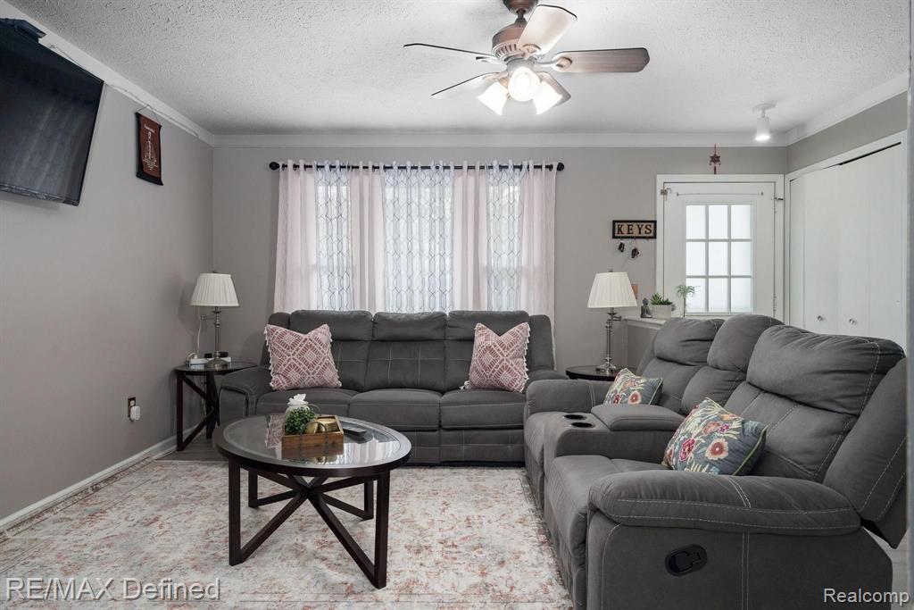 3014 Eastern Avenue Rochester Hills, MI 48307 - Photo 11 of 36