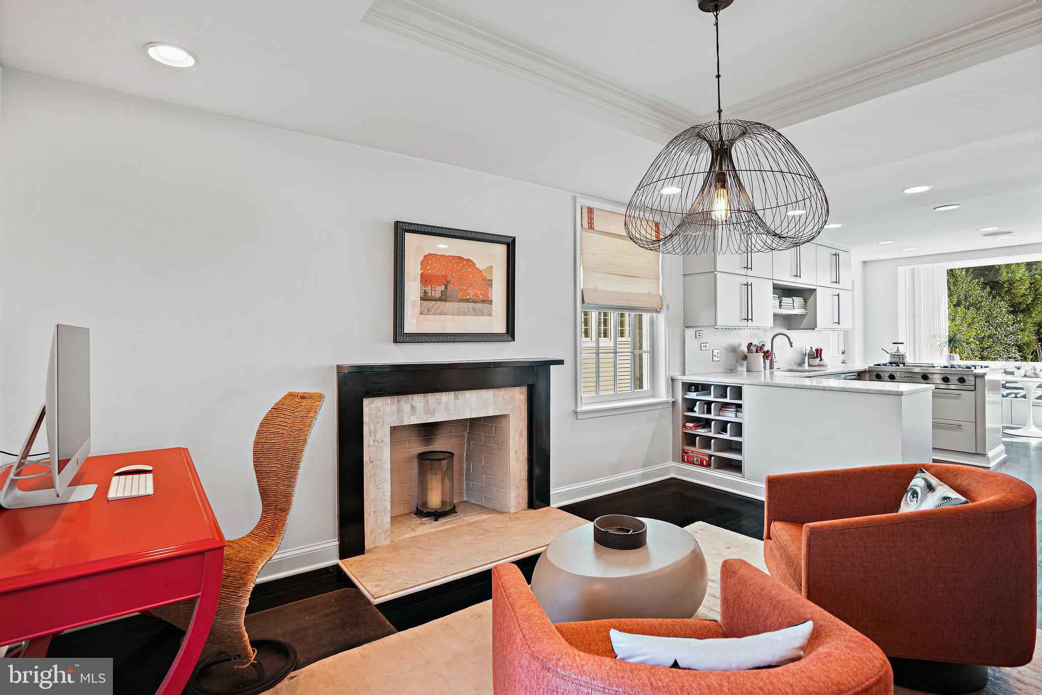 3045 Chain Bridge Road Northwest Washington, DC 20016 - Photo 16 of 50 Sitting area in kitchen, could have TV here