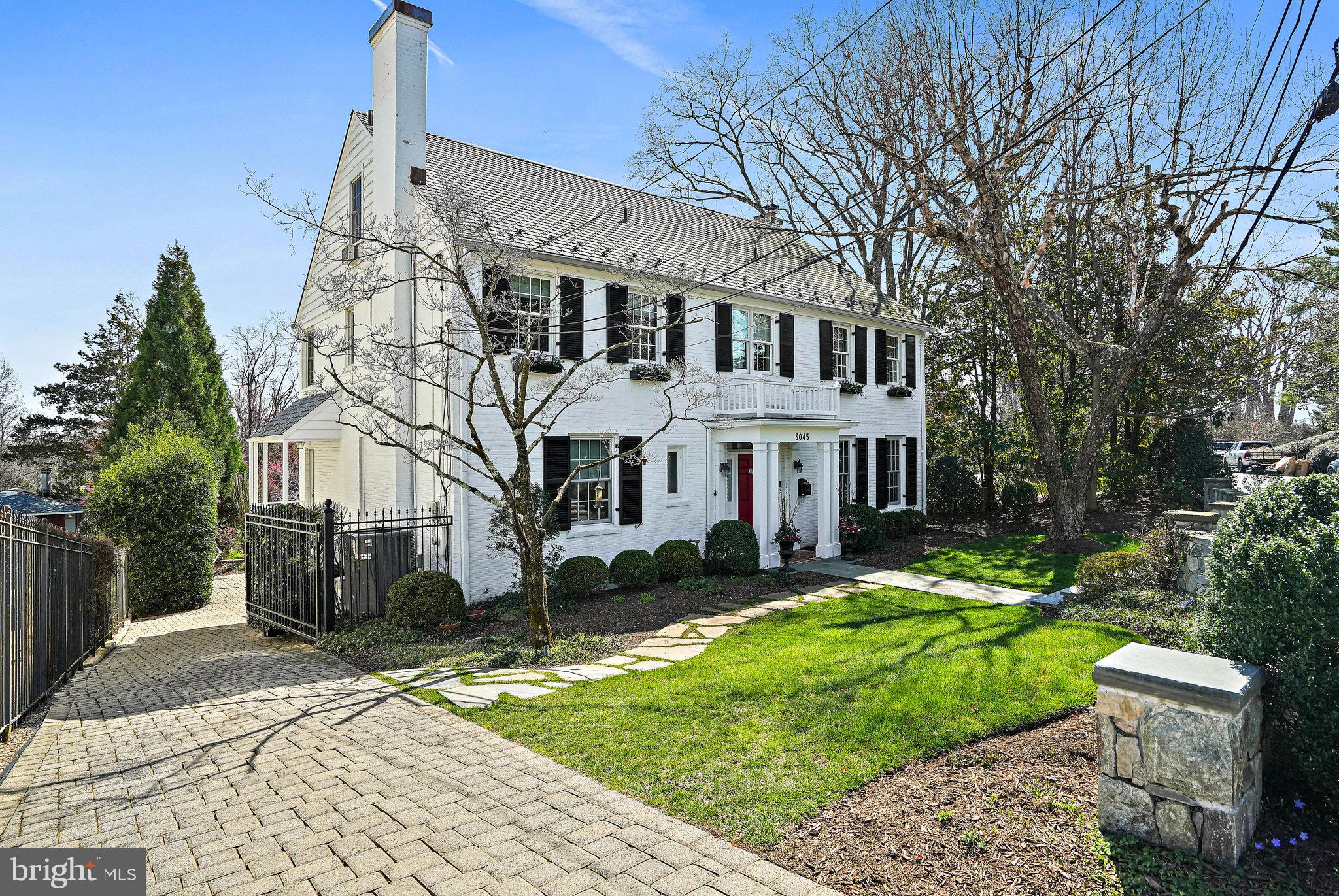 3045 Chain Bridge Road Northwest Washington, DC 20016 - Photo 49 of 50 Private gated driveway & two car garage