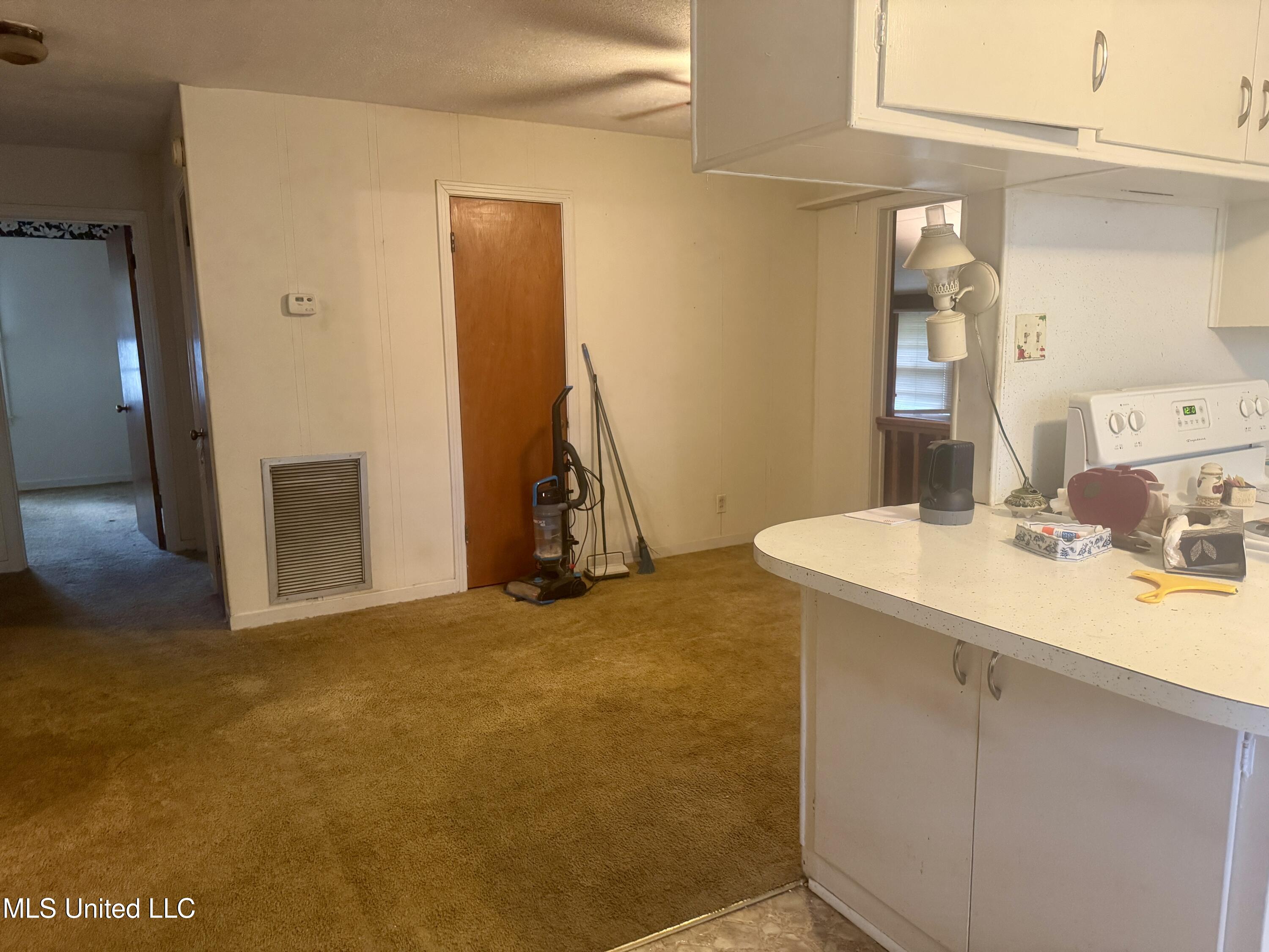 122 Weir Court Natchez, MS 39120 - Photo 11 of 23 IMG_4822