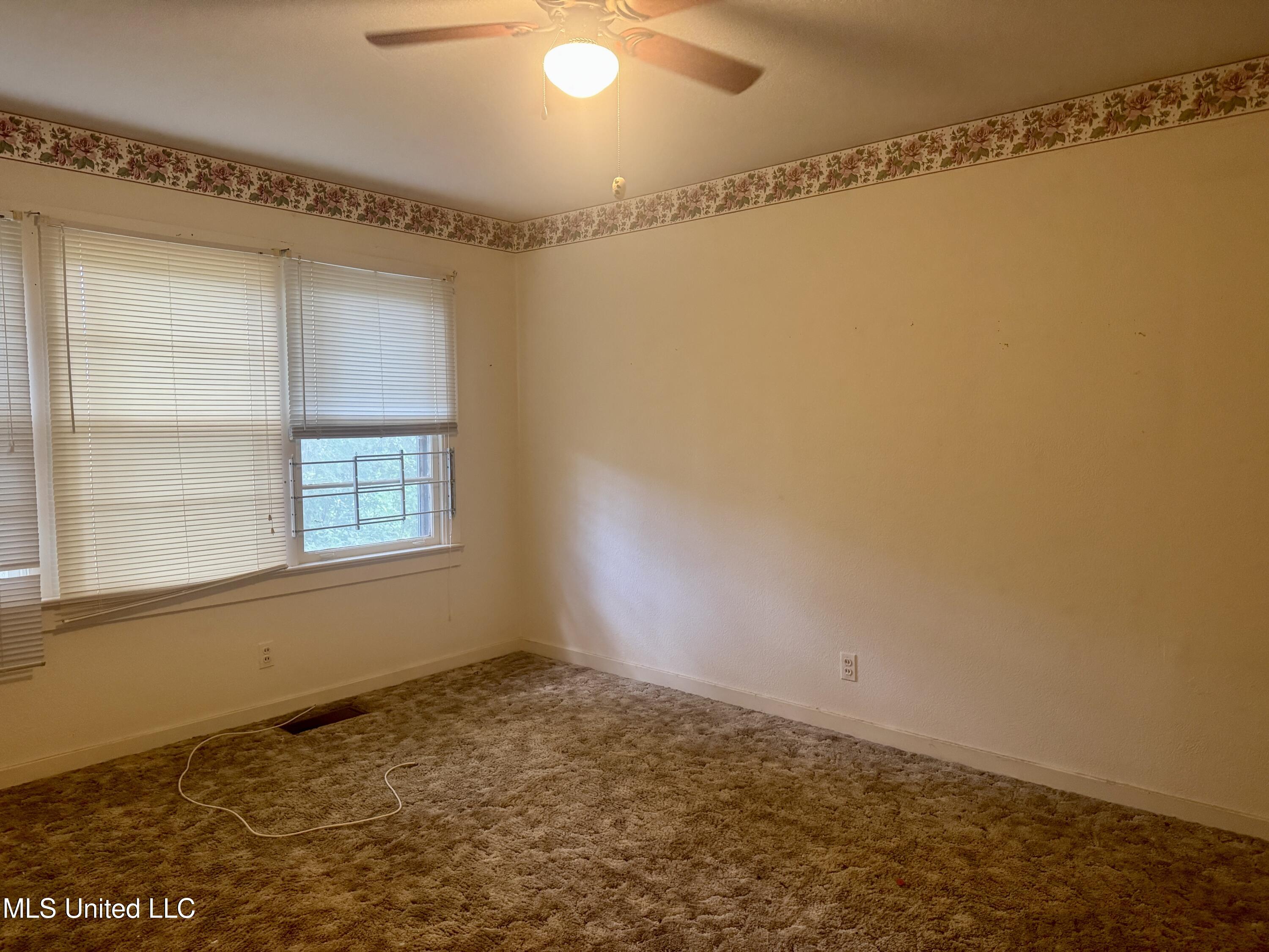 122 Weir Court Natchez, MS 39120 - Photo 21 of 23 IMG_4833