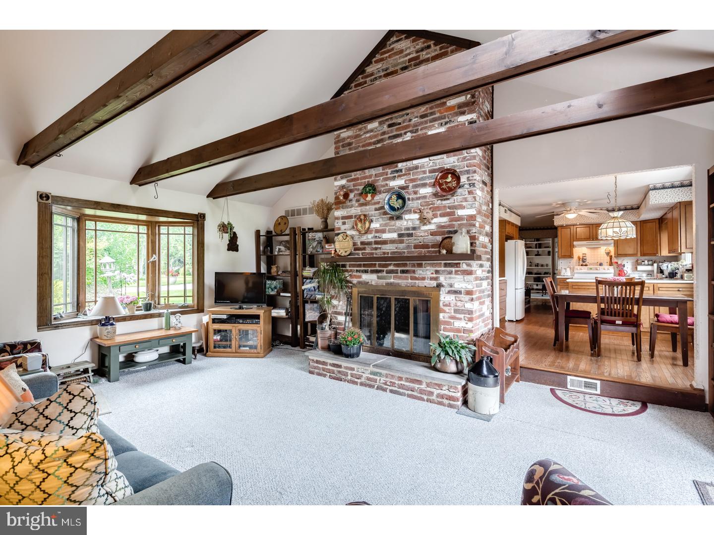 6 Hayes Road Malvern, PA 19355 - Photo 12 of 25 Family Room