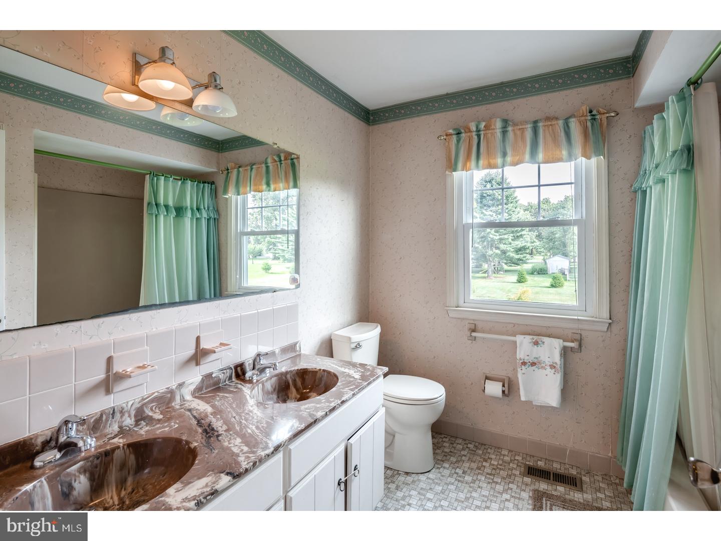 6 Hayes Road Malvern, PA 19355 - Photo 20 of 25 Bathroom