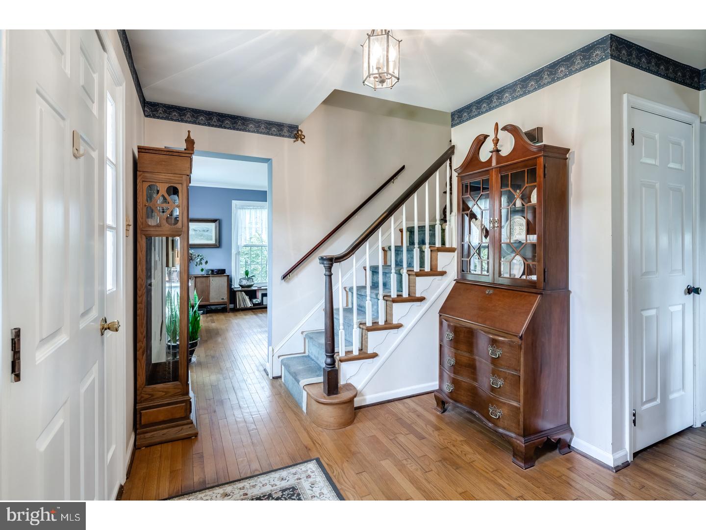 6 Hayes Road Malvern, PA 19355 - Photo 3 of 25 Foyer