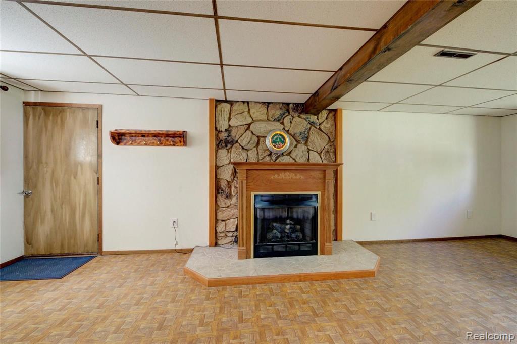 17455 Savage Road Belleville, MI 48111 - Photo 28 of 49