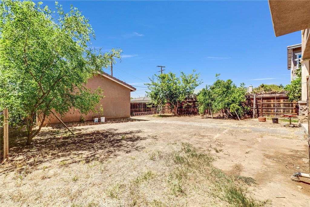 2925 Lemon Street Riverside, CA 92501 - Photo 29 of 35