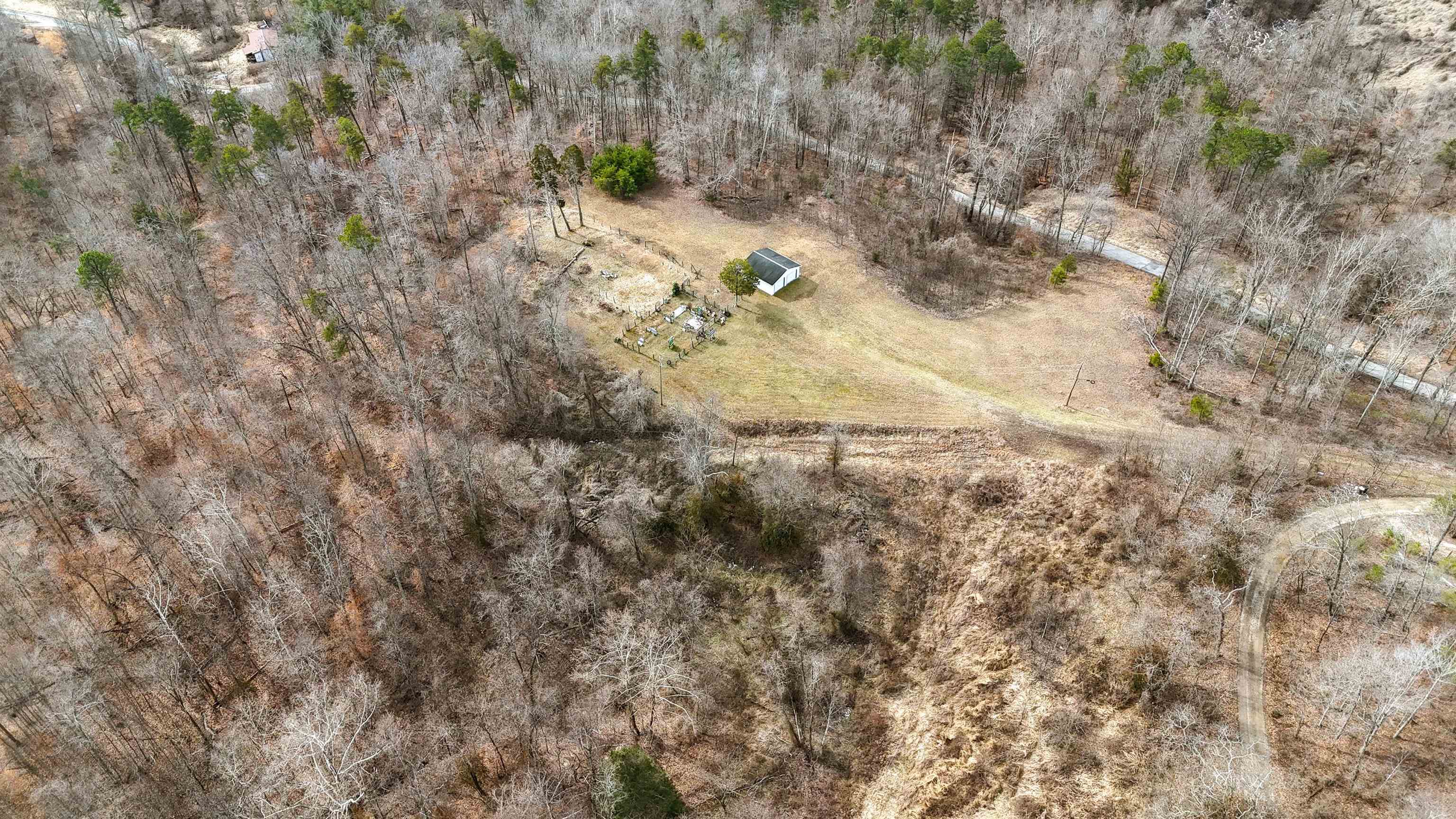 1717 Aaron Ridge Road Louisa, KY 41230 - Photo 2 of 12