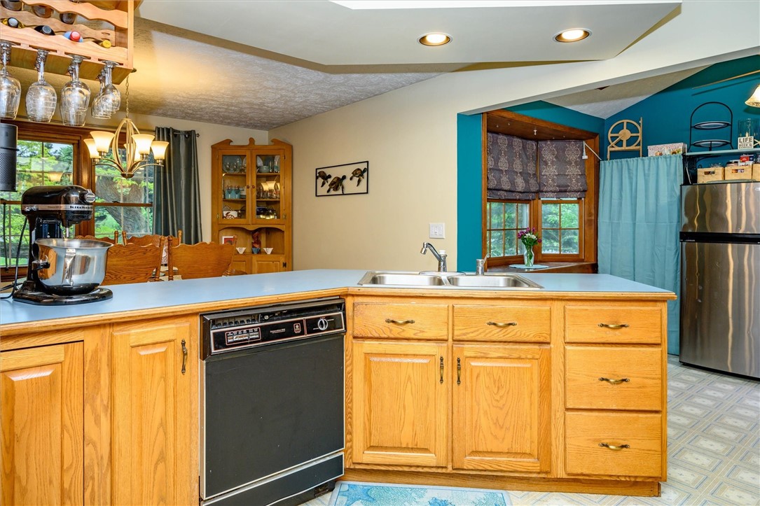 41 Hallock Road Chili, NY 14624 - Photo 18 of 45