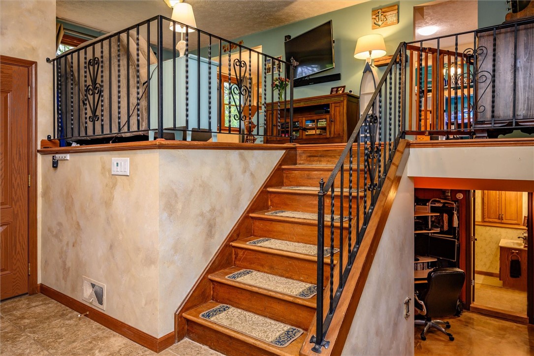 41 Hallock Road Chili, NY 14624 - Photo 9 of 45