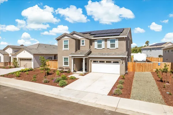 $799,000 | 1532 Base Court, Dixon, CA 95620