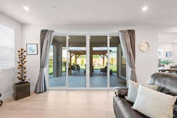 $799,000 | 1532 Base Court, Dixon, CA 95620