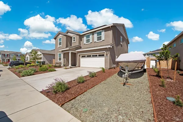 $799,000 | 1532 Base Court, Dixon, CA 95620