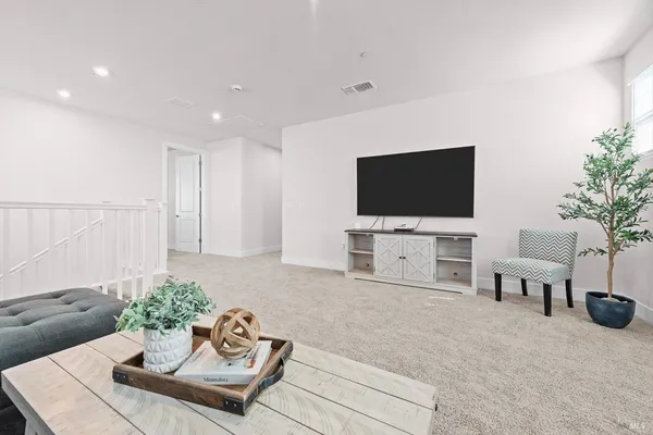 $799,000 | 1532 Base Court, Dixon, CA 95620